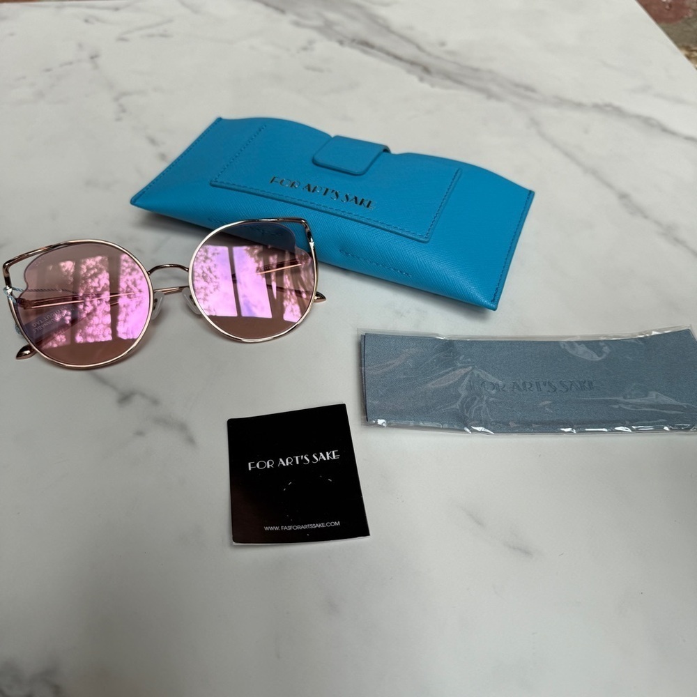 For Art’s Sake Cat Blush Rose Gold Sunglasses - Picture 2 of 7